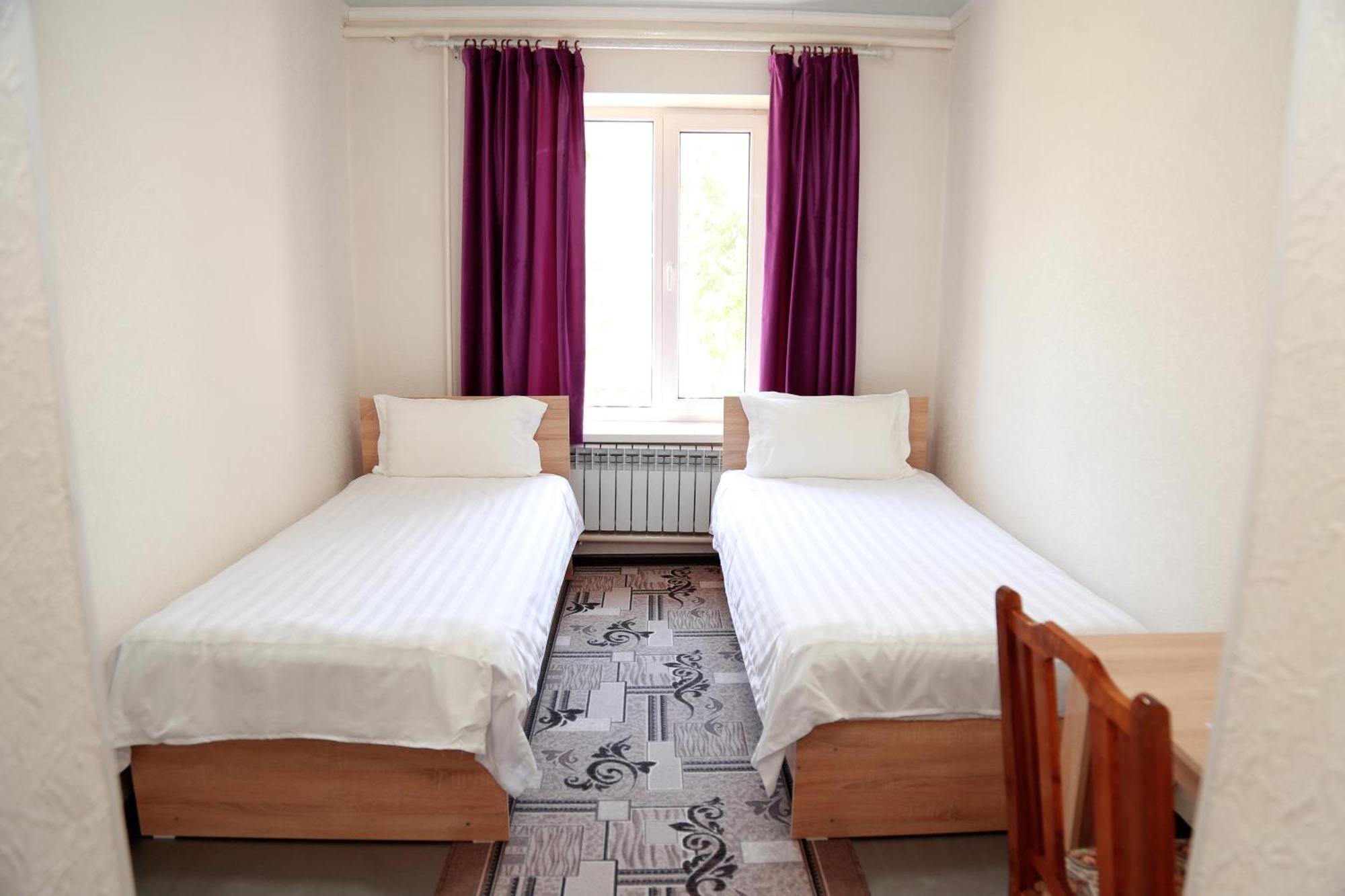 Hotel Good Night Jalal-Abad Luaran gambar