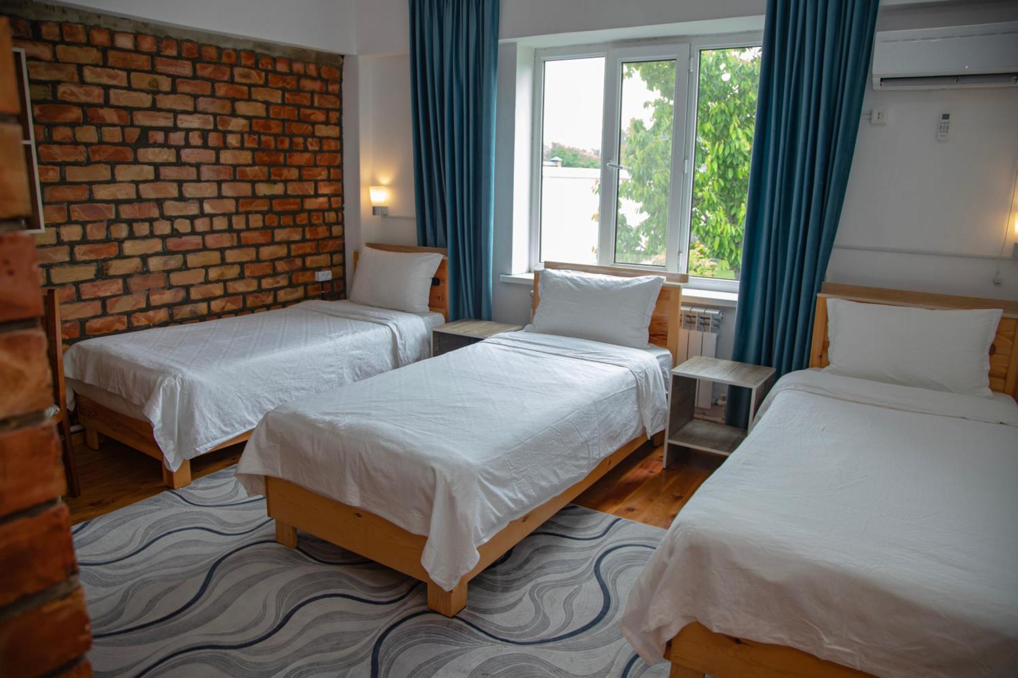 Hotel Good Night Jalal-Abad Luaran gambar